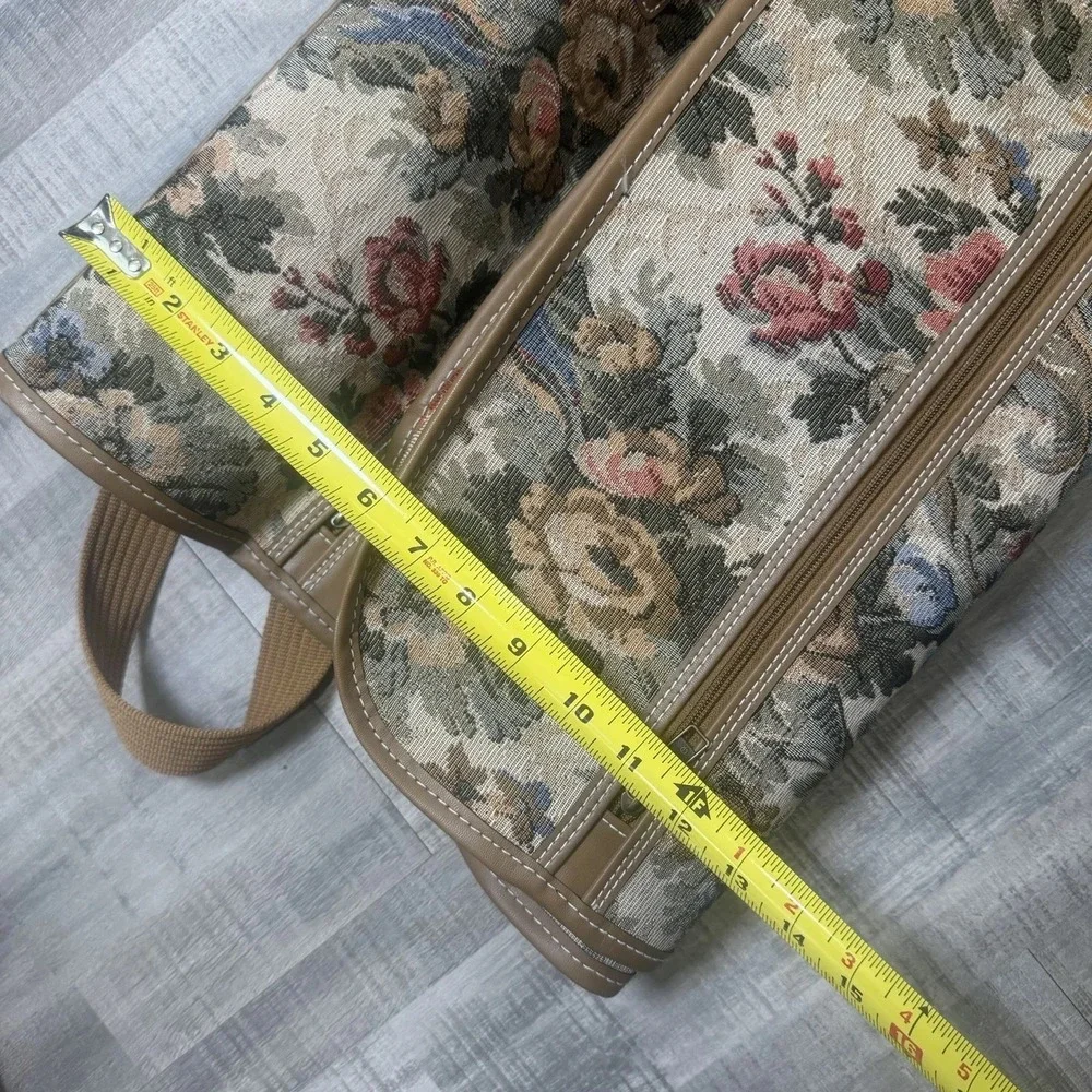 RARE Vintage 80s LEISURE Tapestry Garment And Carry On bag Bundle Of 2!!!